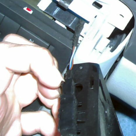 Icon light connector plug